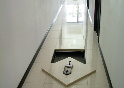 rasied access floor